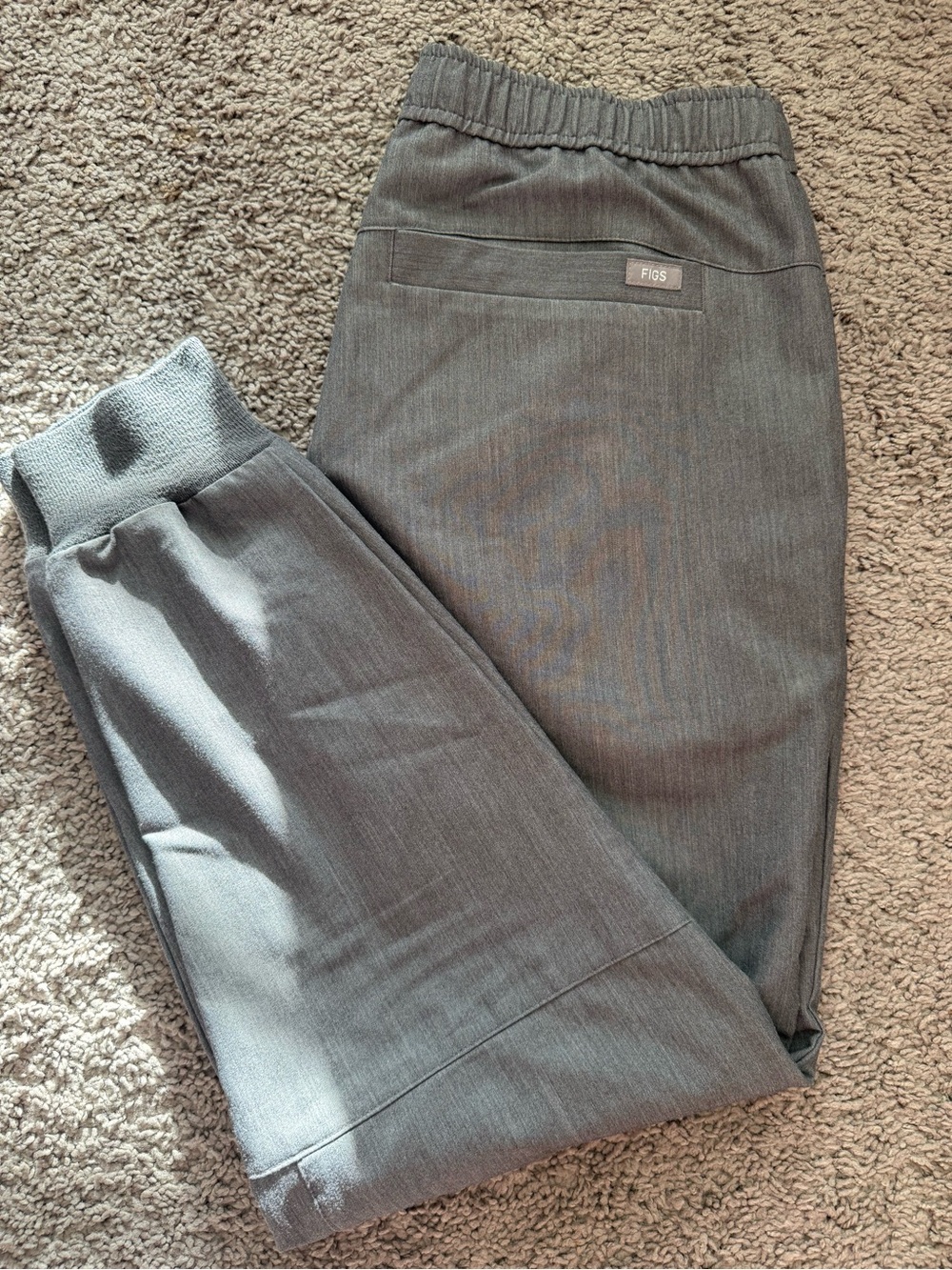 Men’s Figs jogger scrub pants